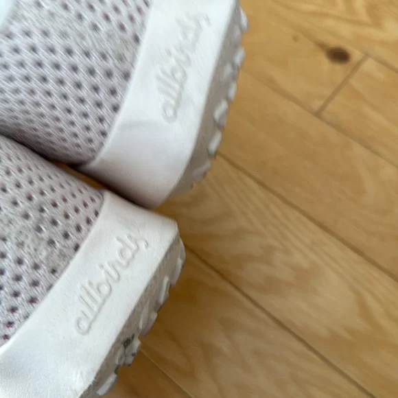 Allbirds Women's Light Pink Sneakers size 10 - Picture 5 of 11